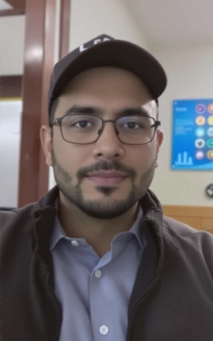 <em><strong>Javier M.</strong></em>